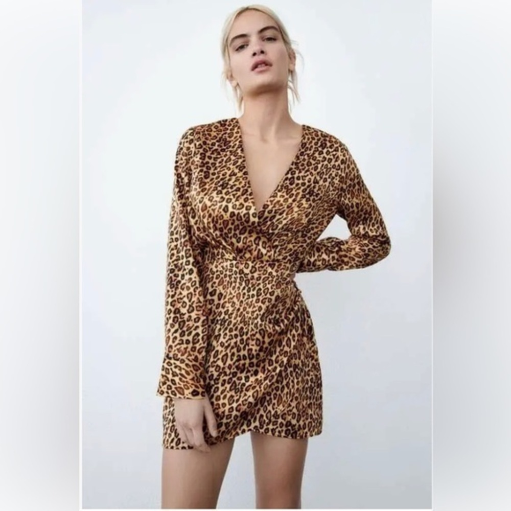 Brand New Zara Leopard Print Faux Wrap Dress Size S/M Ref 9136/561/051
